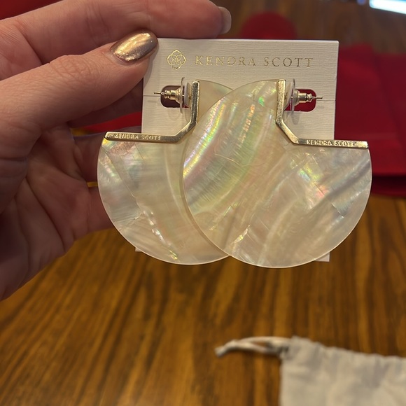 Kendra Scott Kai Gold MOP Hoop Earrings - Picture 3 of 3
